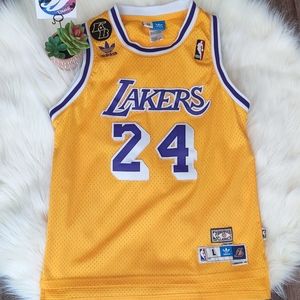 Lakers Kobe #24 vintage L Youth/ M Women's